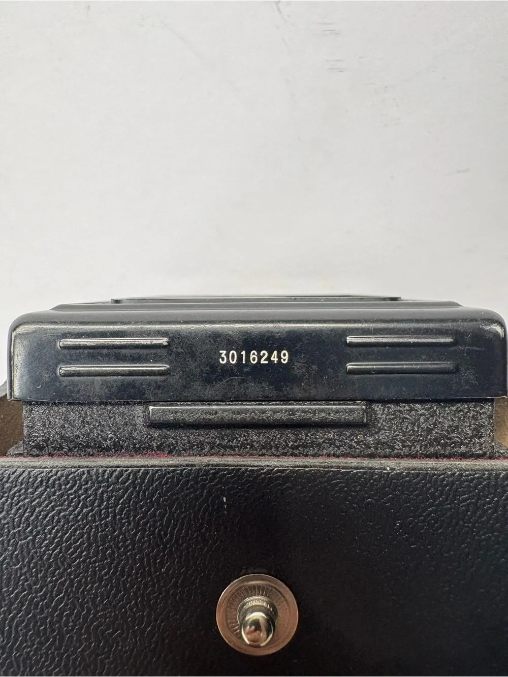 Yashica Mat-124g TLR Medium Format Film Camera- 80mm f/3.5 Lens Yashinon